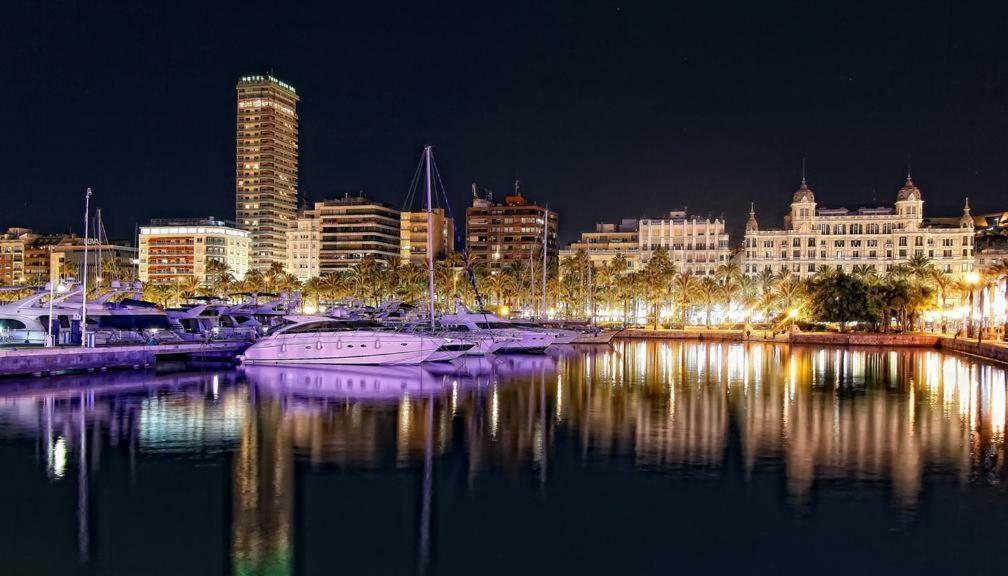 Casco Historico Lejlighed Alicante Eksteriør billede